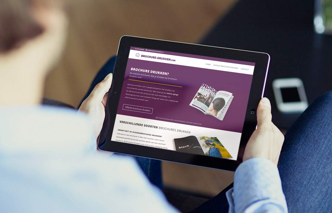 Magazines en brochures drukken